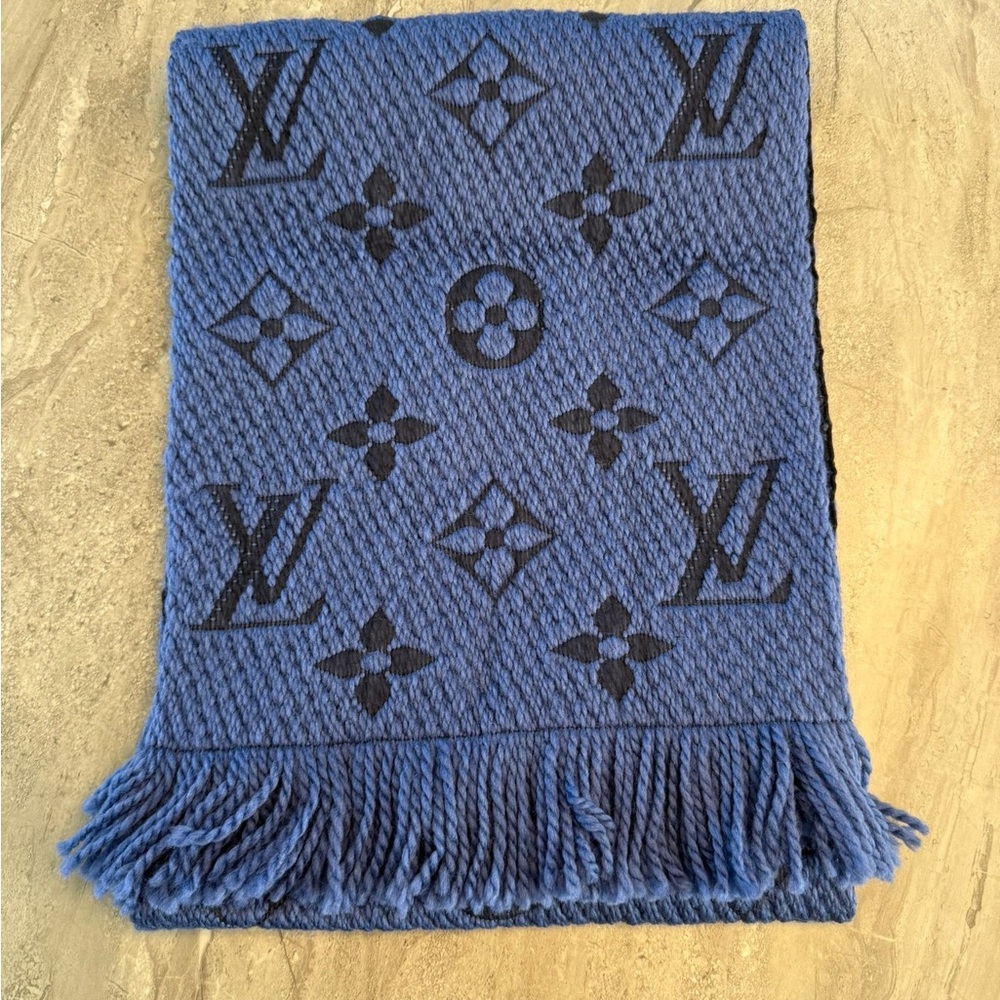 Louis Vuitton Blue Monogram Scarf